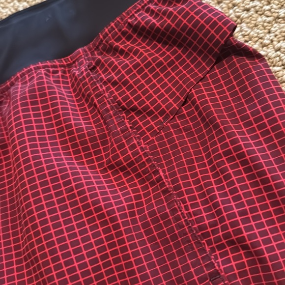 LULULEMON | Core running quick dry grid pattern shorts - Picture 3 of 3